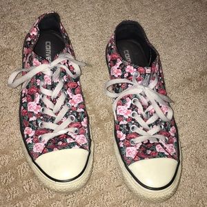 Floral print converse